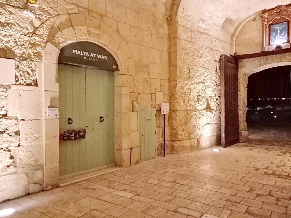 Vittoriosa' Seafront 2 Bed Highly Furnished Apartment المظهر الخارجي الصورة