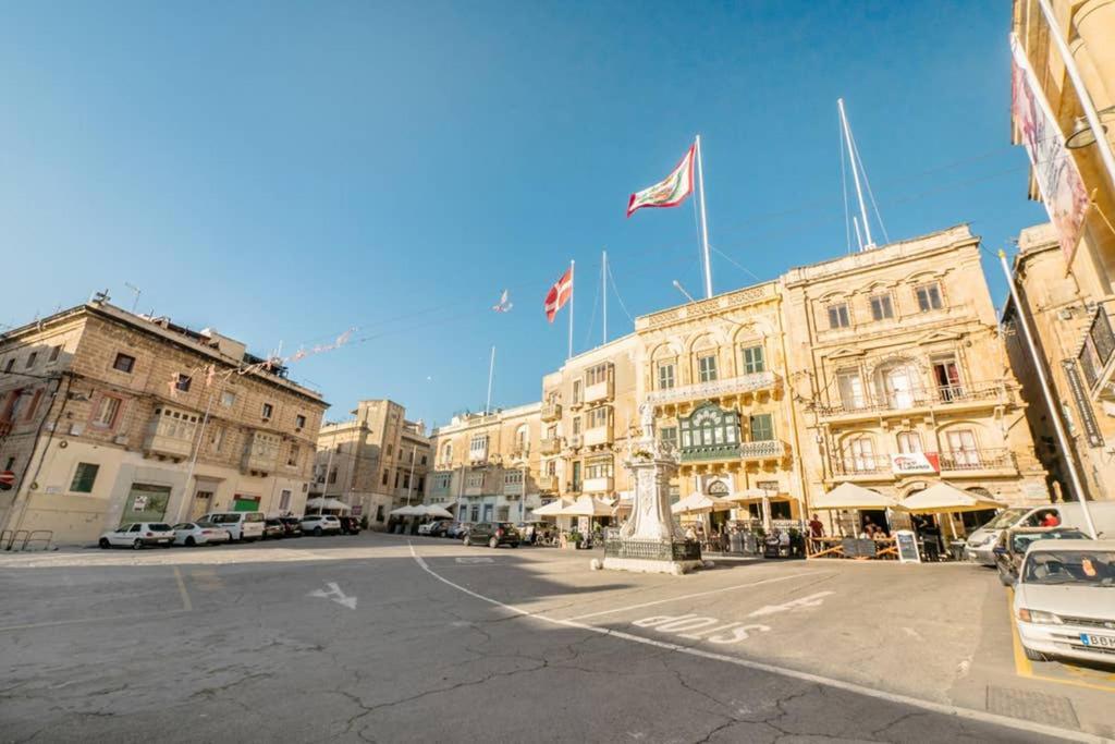 Vittoriosa' Seafront 2 Bed Highly Furnished Apartment المظهر الخارجي الصورة